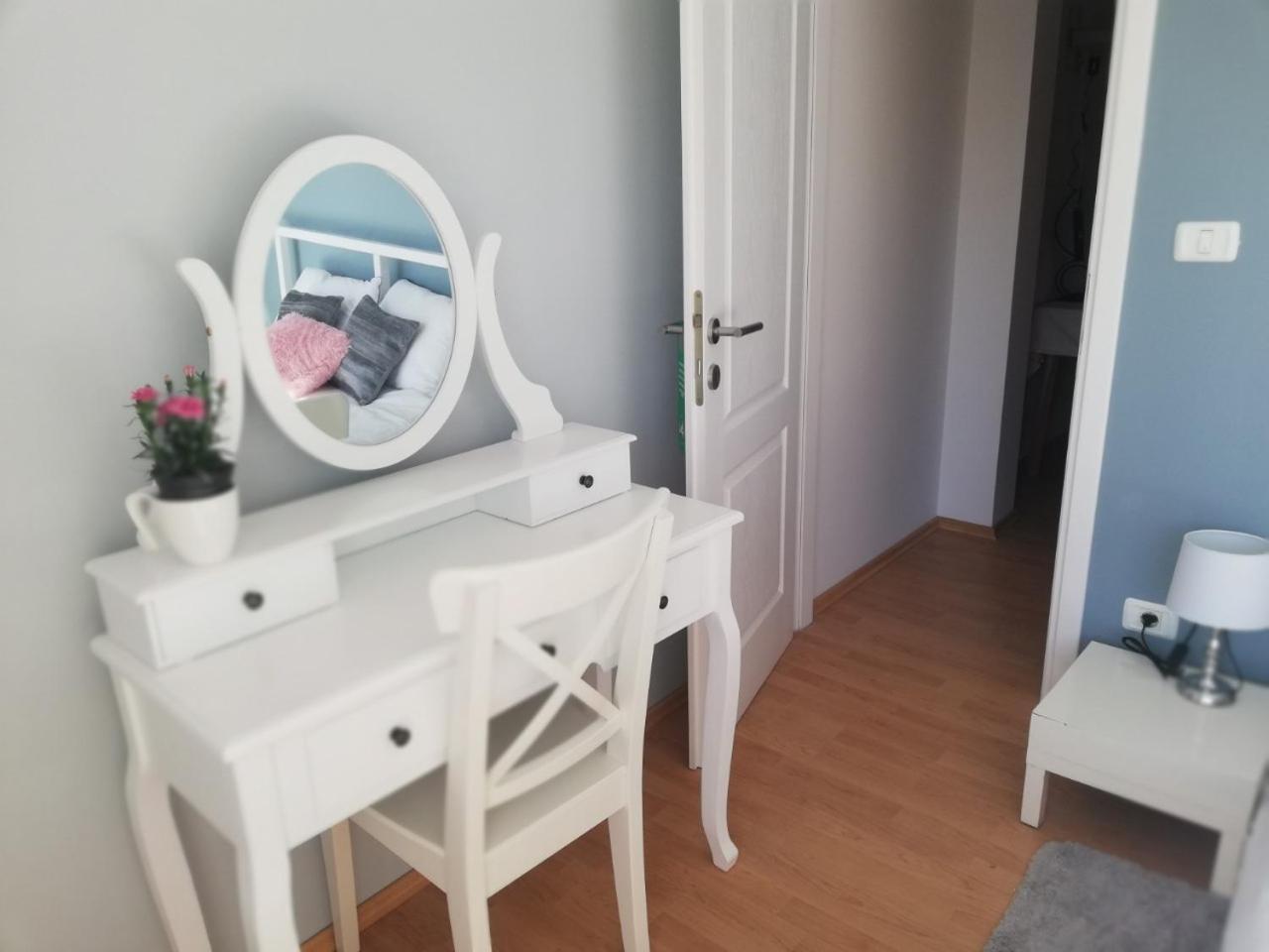 Studio C, Free Parking Пула Екстериор снимка