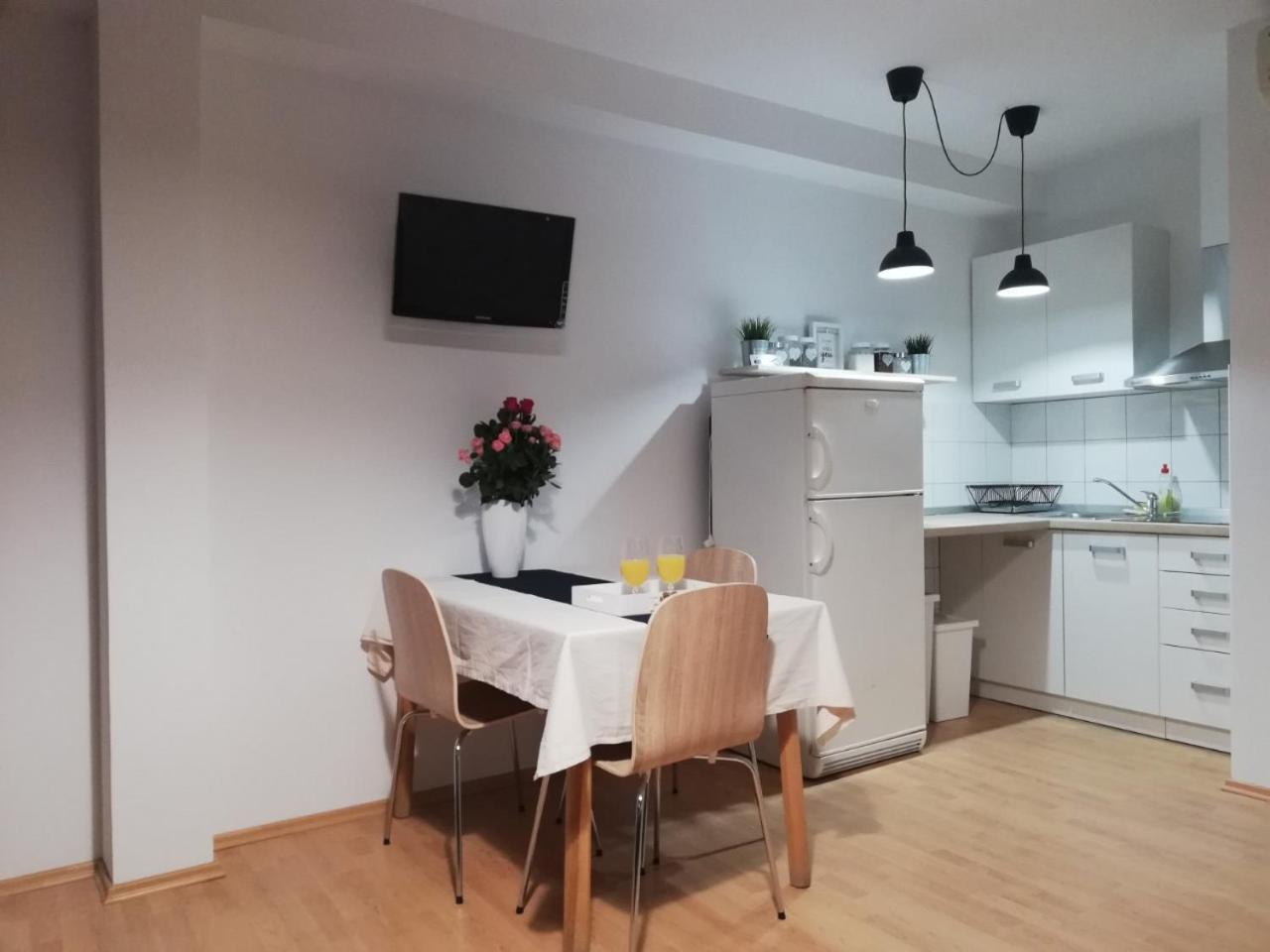 Studio C, Free Parking Пула Екстериор снимка